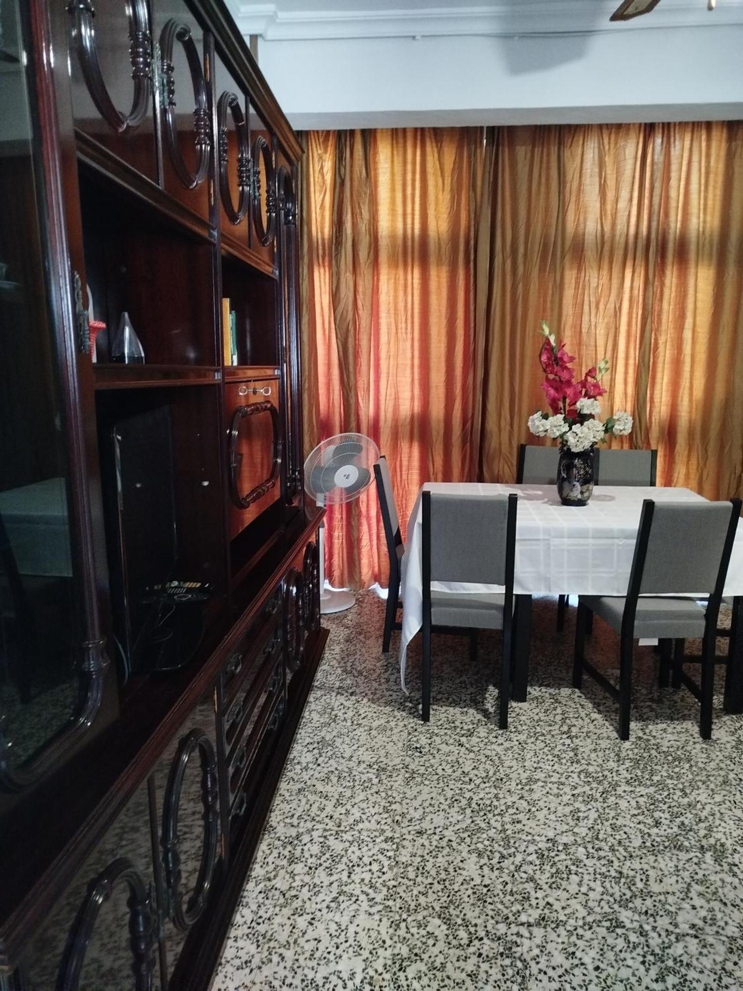 Apartamento Acogedor Севілья Екстер'єр фото